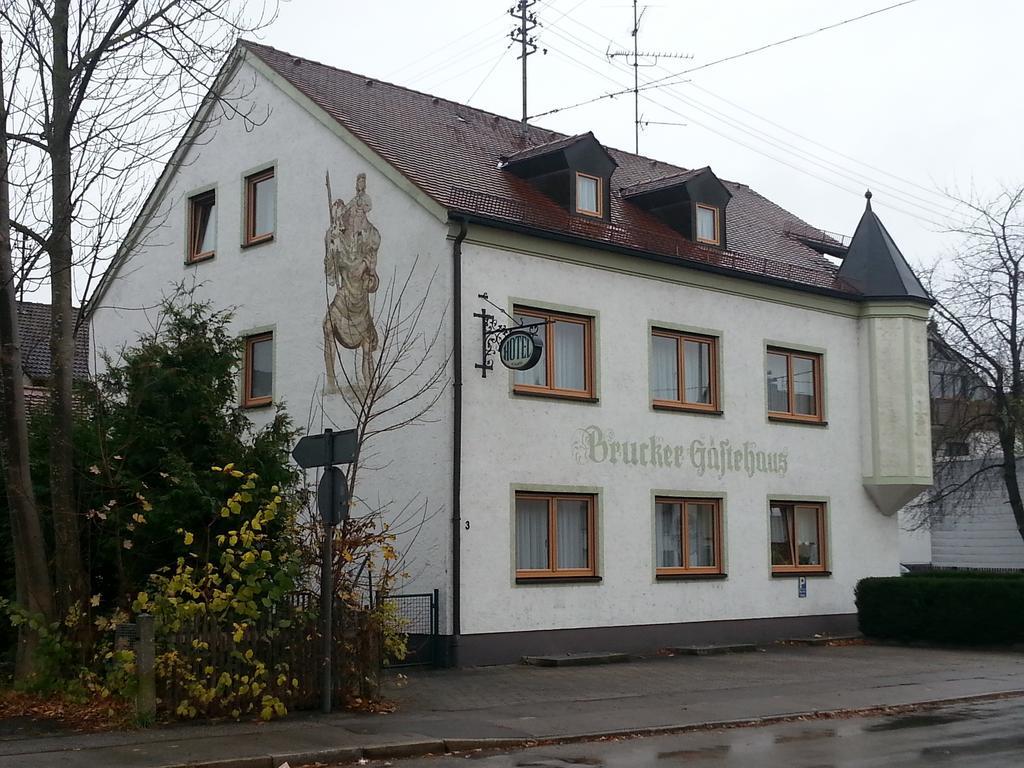 Brucker Gastehaus Hotel Fuerstenfeldbruck Exterior foto
